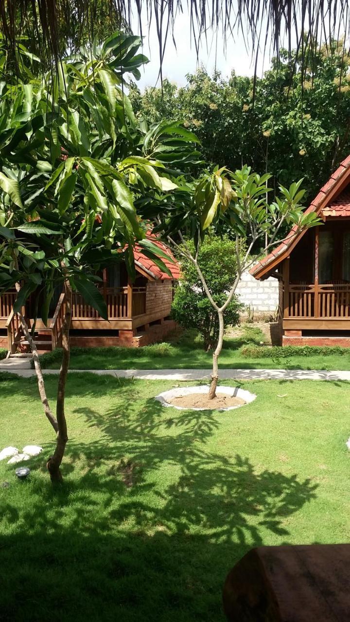 Beautiful House Hotel Batununggul Exterior foto